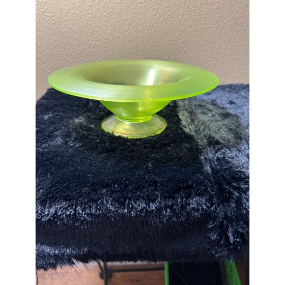 Vintage Uranium Glass Pedestal Bowl  Glows Under UV Light 11" Round - Picture 3 of 9